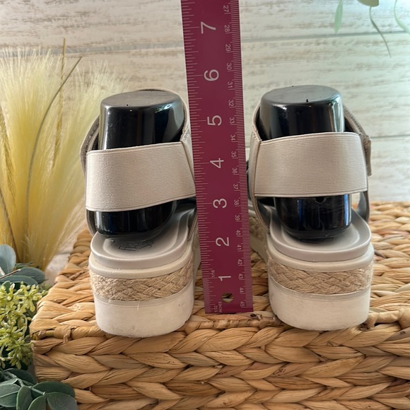 Franco Sarto snake print platform sandal size 8 - Picture 3 of 6